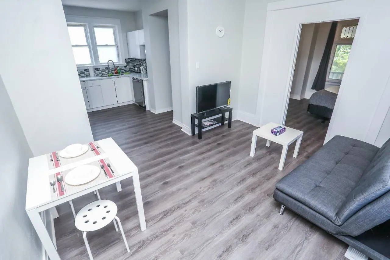 Cozy Apartments In Kitchener