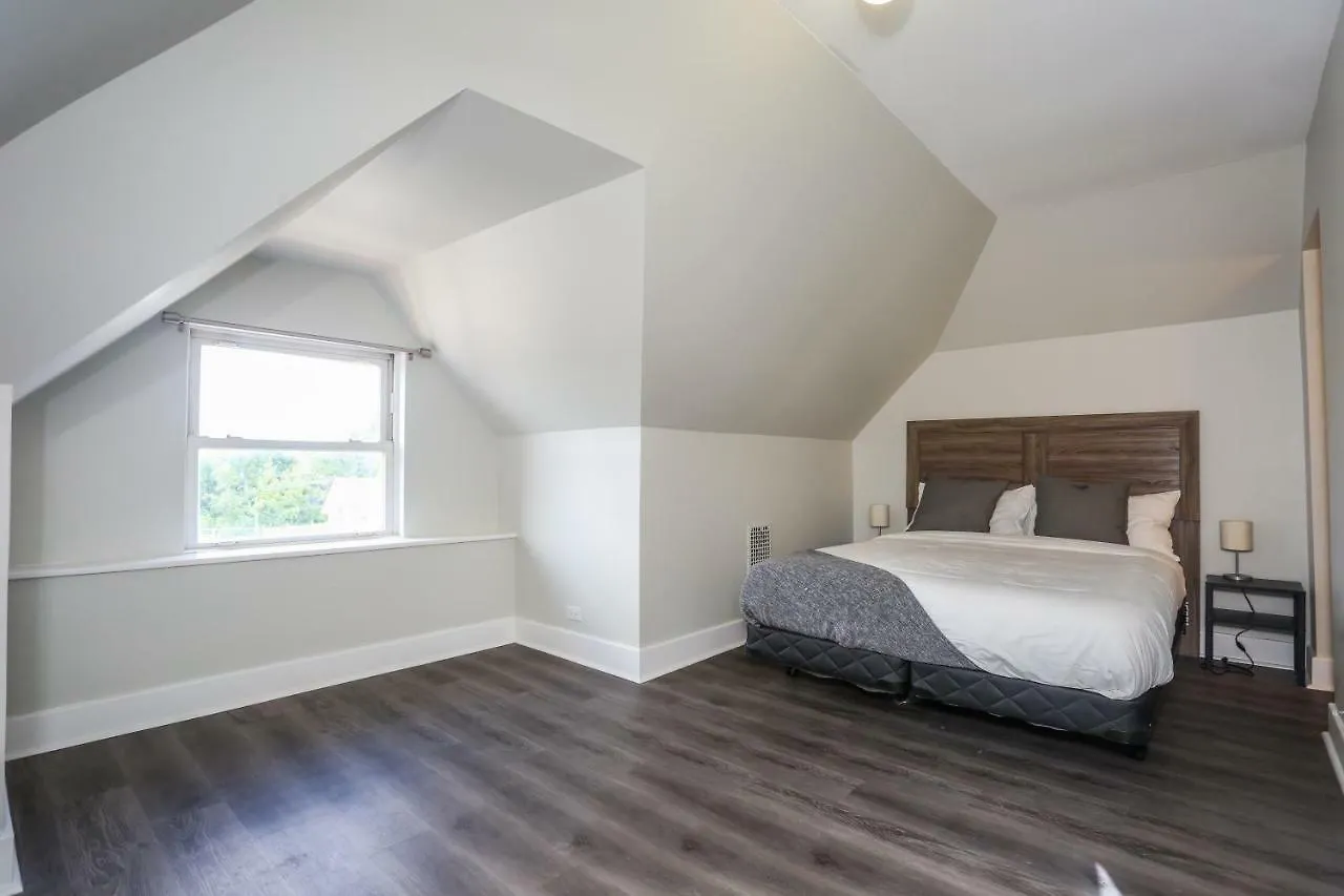 Cozy Apartments In Kitchener