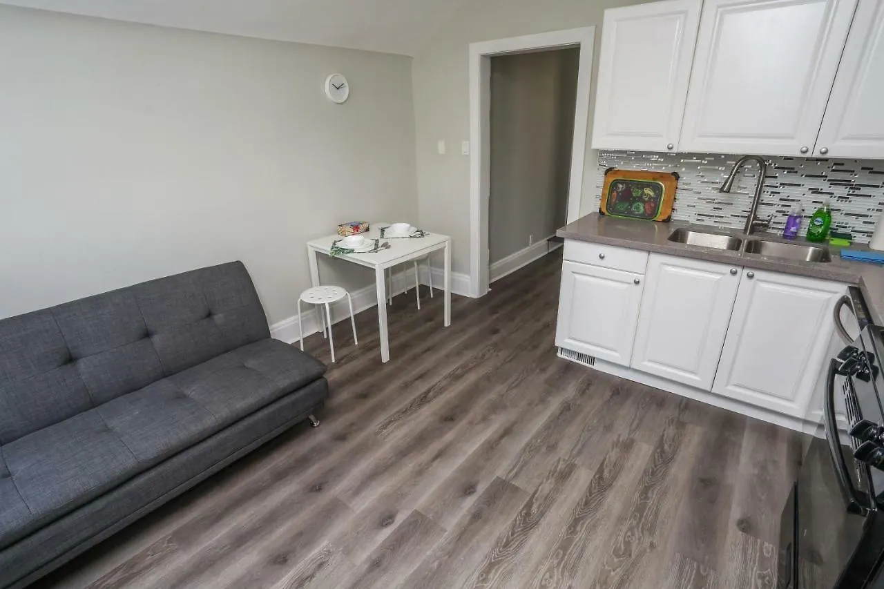 Cozy Apartments In Kitchener Καναδάς