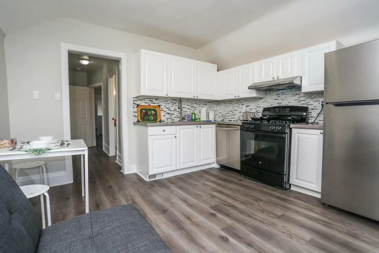 Cozy Apartments In Kitchener