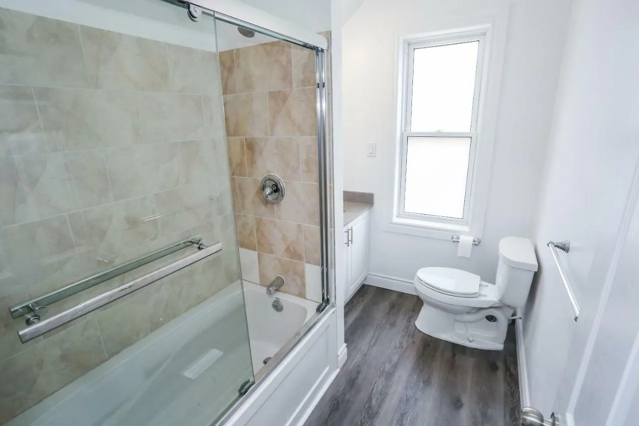 Cozy Apartments In Kitchener