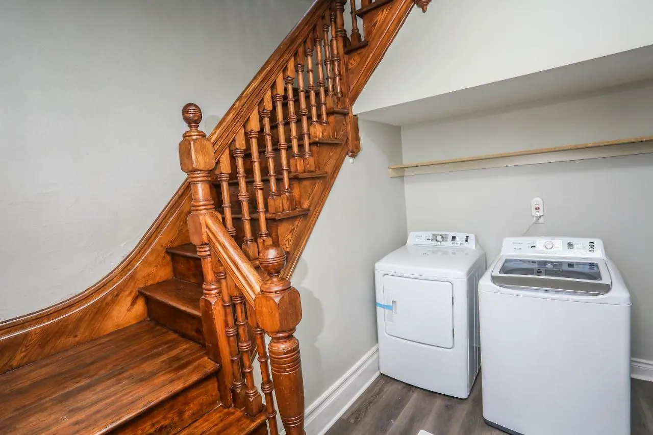 Cozy Apartments In Kitchener Καναδάς