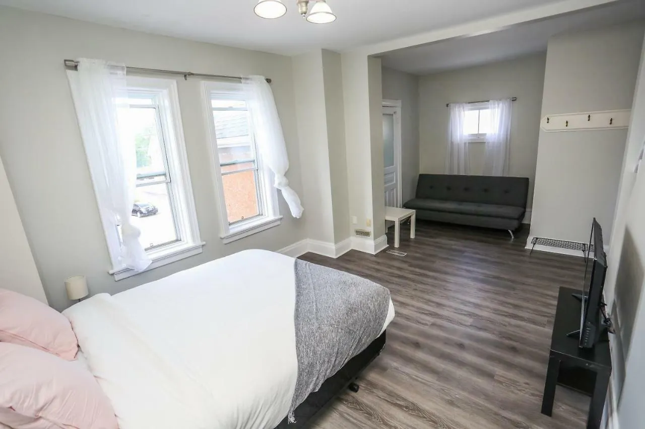 Cozy Apartments In Kitchener Καναδάς