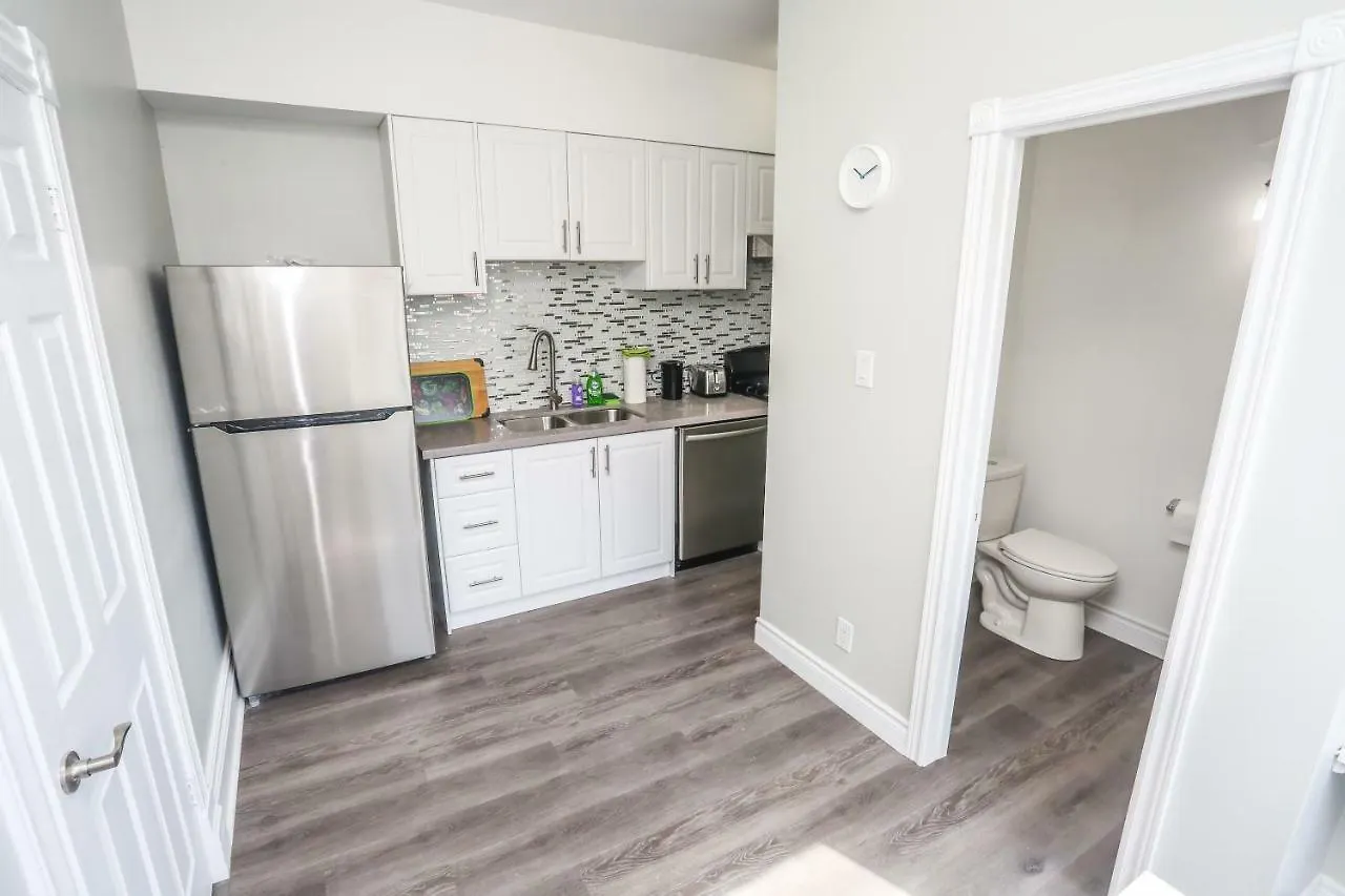 Cozy Apartments In Kitchener Καναδάς