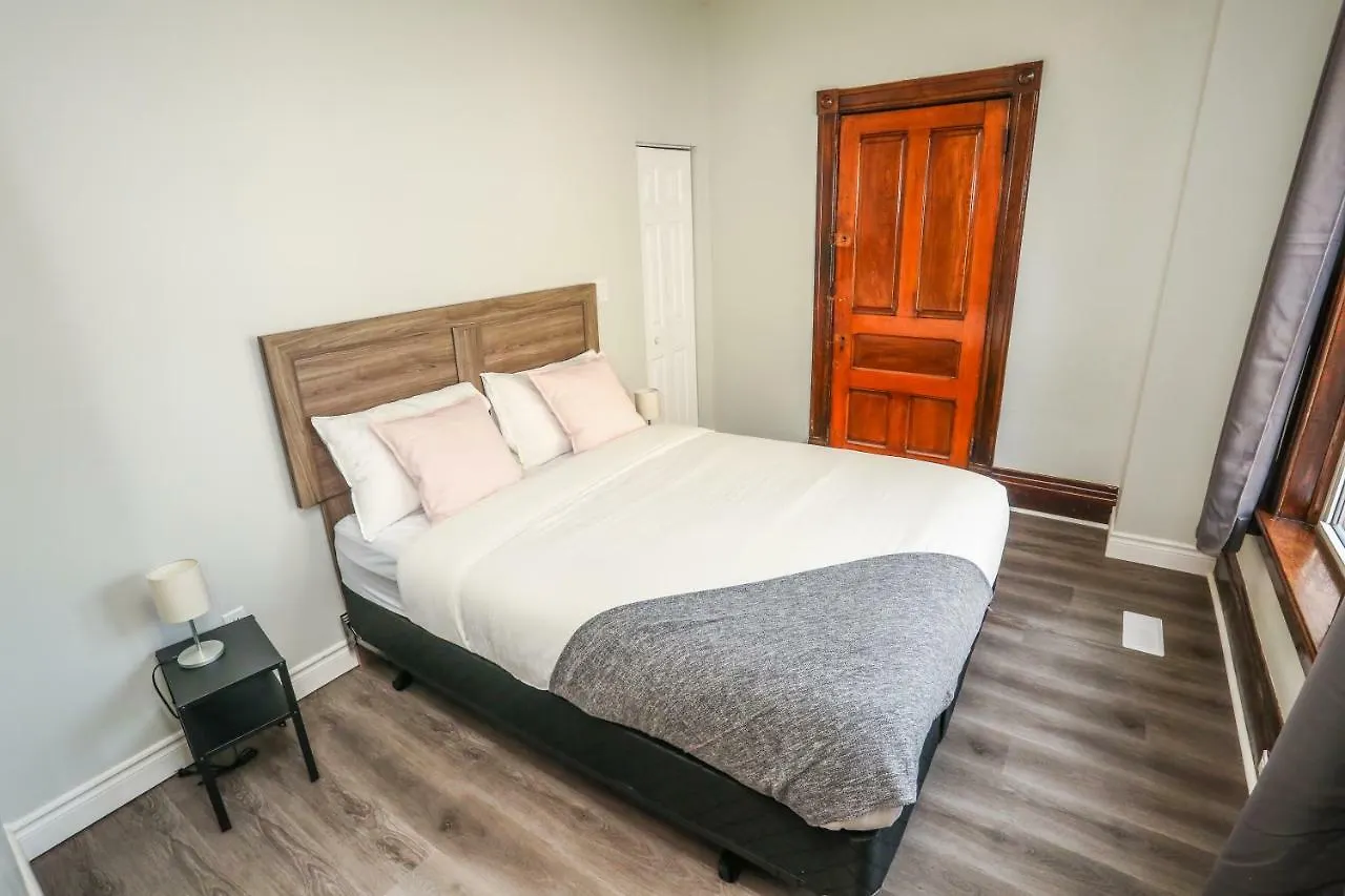 Cozy Apartments In Kitchener Καναδάς