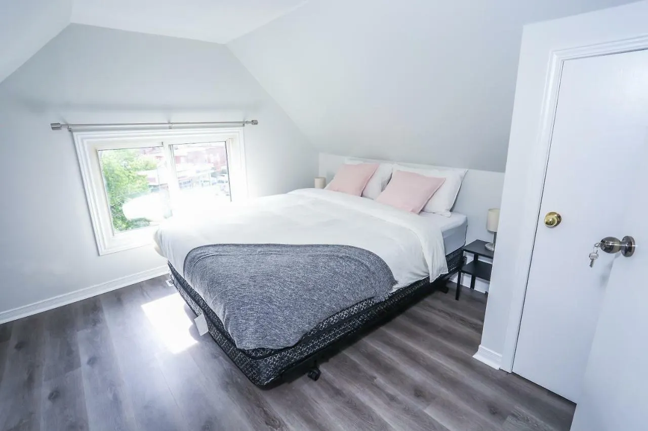 Cozy Apartments In Kitchener