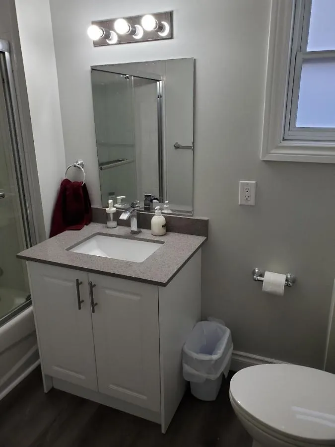 Cozy Apartments In Kitchener