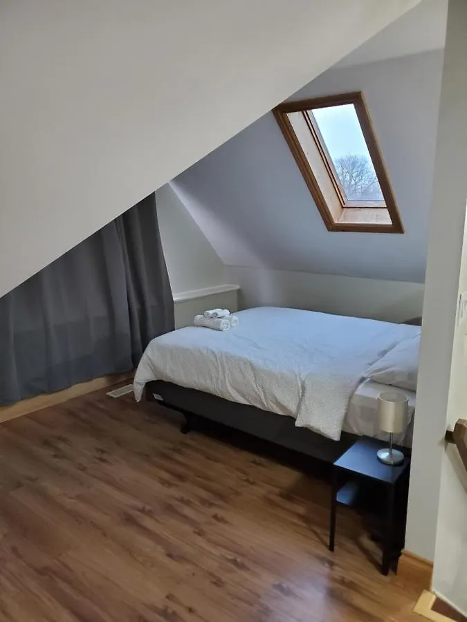 Cozy Apartments In Kitchener